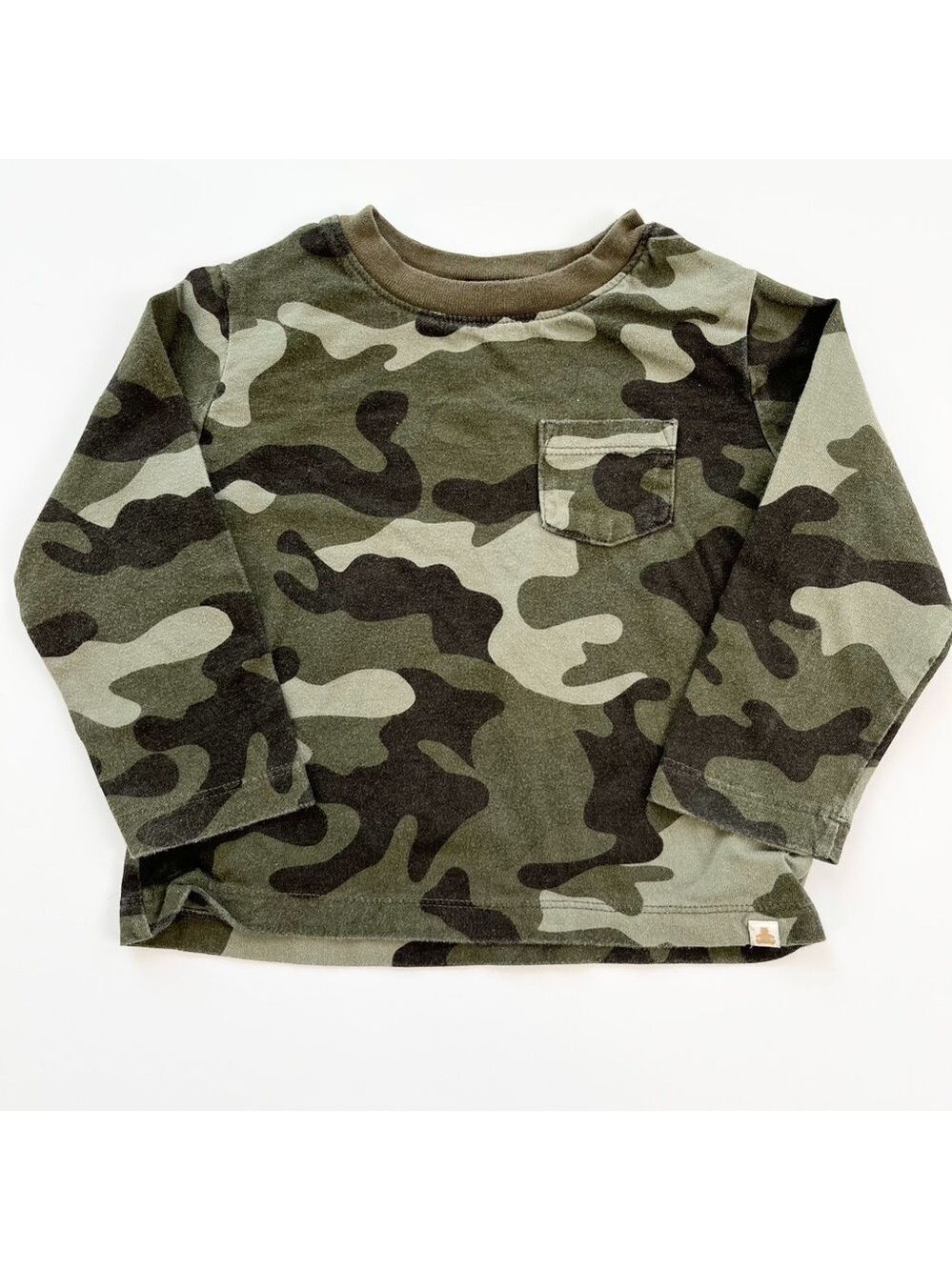 🩵 4/$20 GAP Kids Green Camouflage Long Sleeve Tee‎